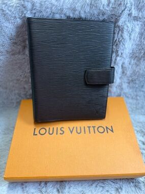 Louis Vuitton Epi Leather Agenda cover